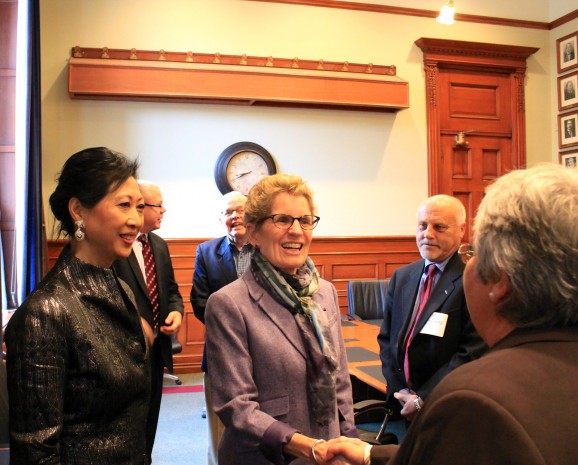 Wynne-meets-CARP-delegates